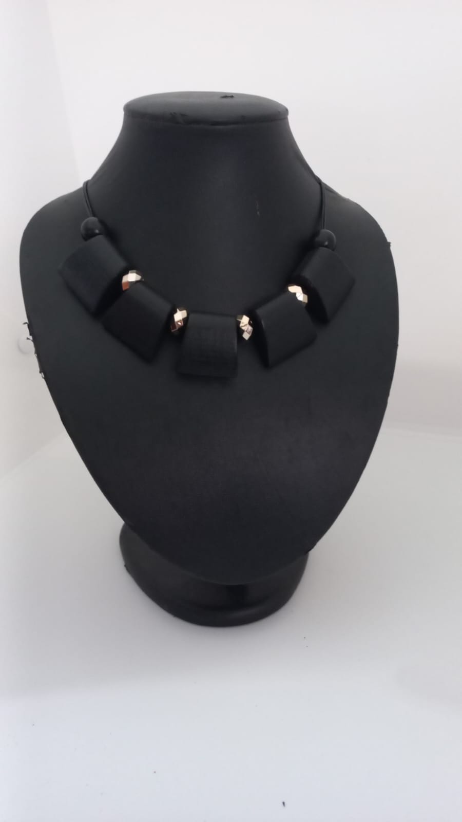 Collar Boho - Cuentas de madera vintage - Negro