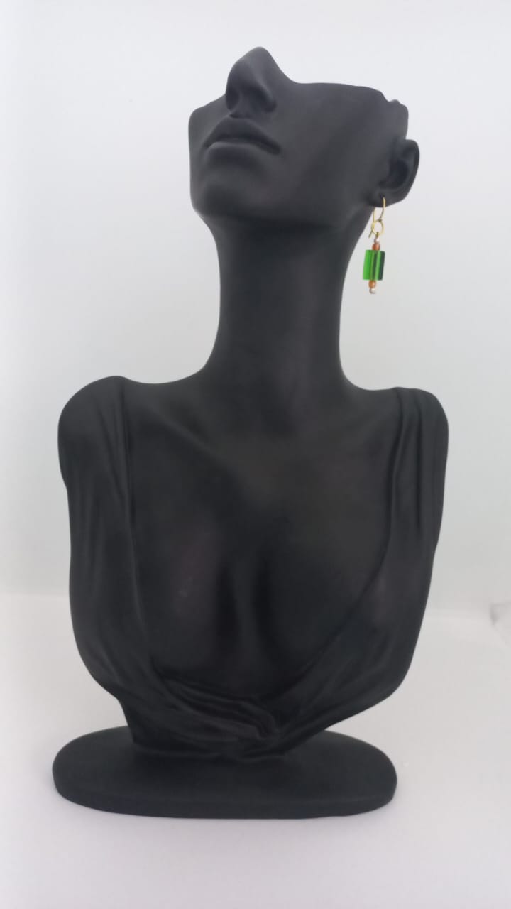 Aretes Krobo Green
