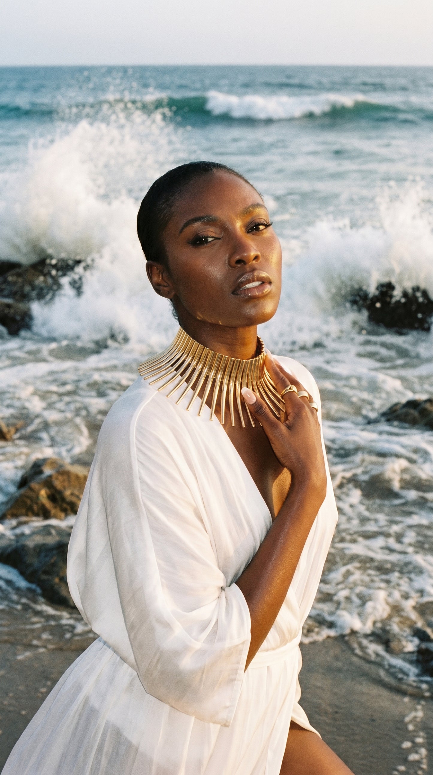 Collier Ras du Cou Tribal - Doré