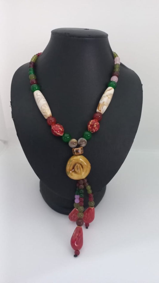 Collar Boho Tribal Vintage de Cerámica