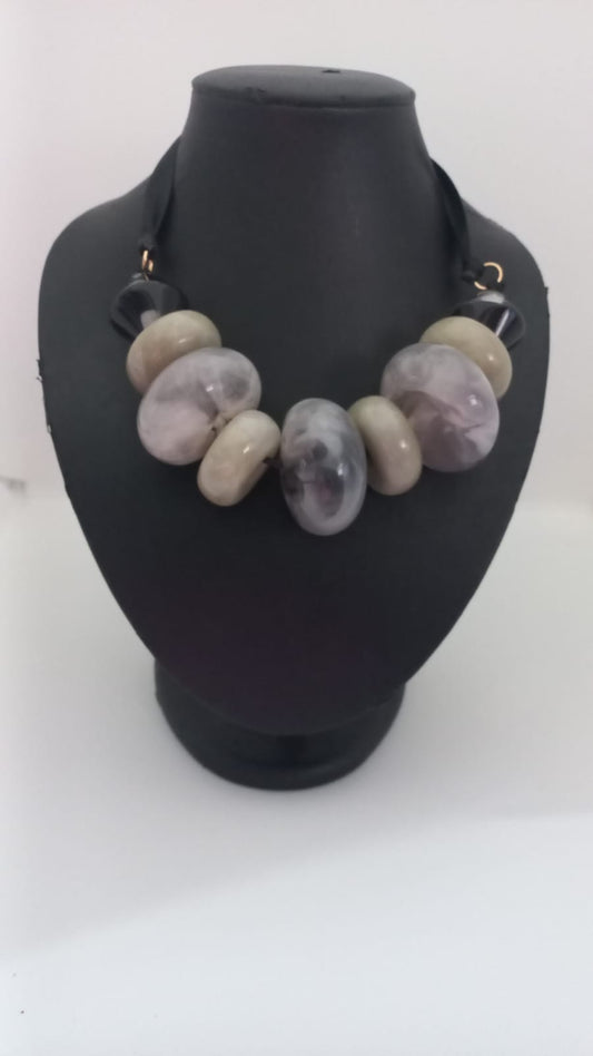 Collar Boho de resina - Cuentas Grandes